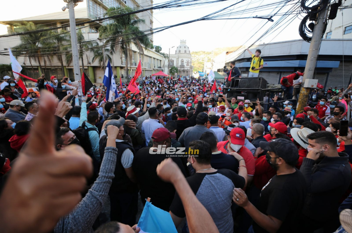 Continúa la incertidumbre: Honduras con dos presidentes en el Congreso Nacional y las imágenes de Jorge Cálix viajando en helicóptero que causan alboroto
