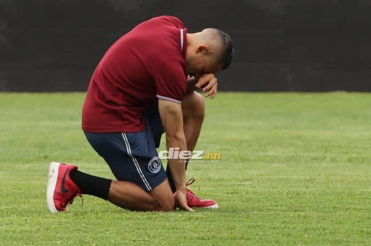 NO SE VIO EN TV: Los enfados de Héctor Vargas, dedicatoria de Moreira y el aficionado de la caguama en la fiesta de Motagua en la final