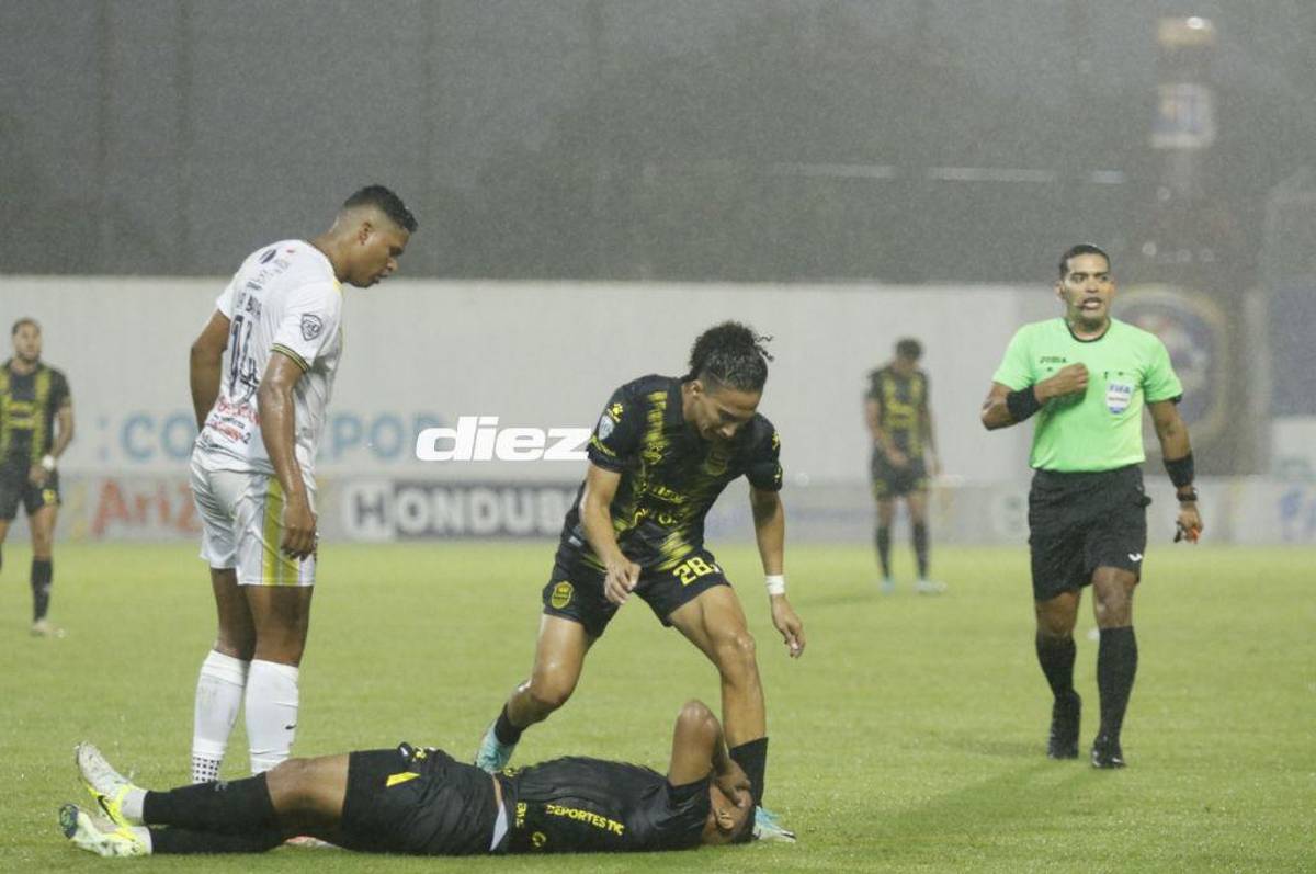 La triste imagen en el estadio Morazán, Real España estrenó uniforme y los incidentes de los aficionados con la Policía