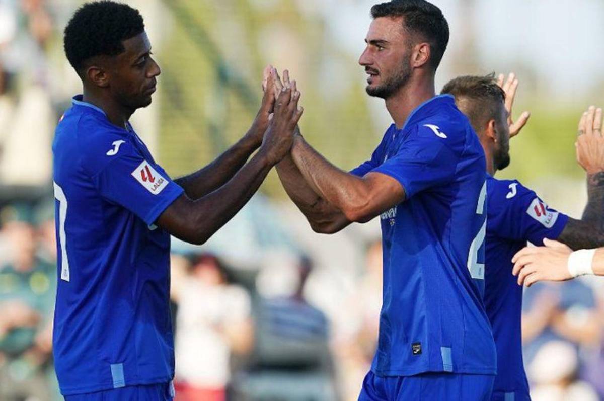 El “Choco” Lozano fue titular en el primer amistoso de pretemporada del Getafe ante el Bradford City de Inglaterra