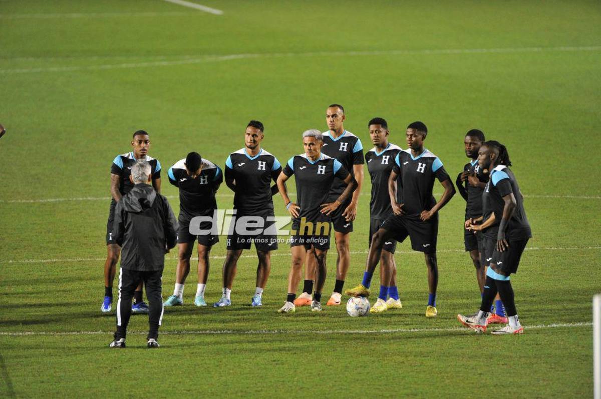 La charla de Rueda con Luis Palma y David Ruiz cambia de “look”: El último entrenamiento de Honduras de cara al choque con México