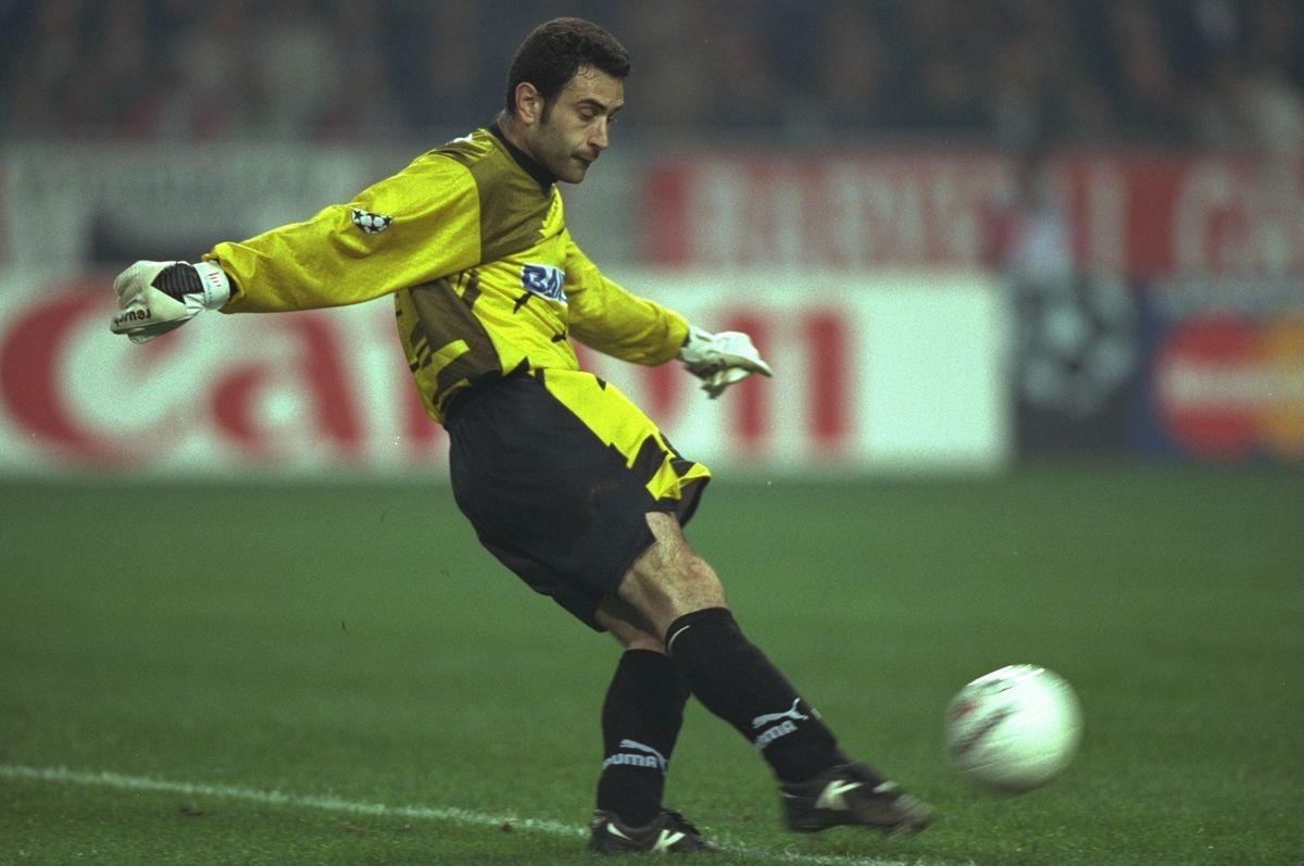 Impactantes imágenes tras superar cáncer y la gran anécdota de su debut con España, así es la vida de José Francisco Molina