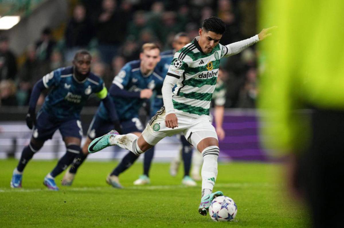 ¿Quién se llevó la camisa de Luis Palma? El ‘Bicho’ se pronuncia tras anotar y ganar con el Celtic: “Noches mágicas de Champions