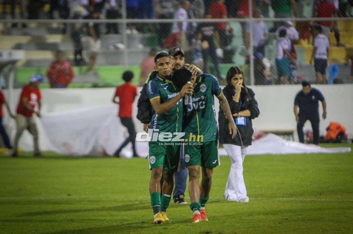 No se vio en TV: Las desgarradoras imágenes del portero panameño de Marathón y el festejo de Troglio con Rafa Villeda