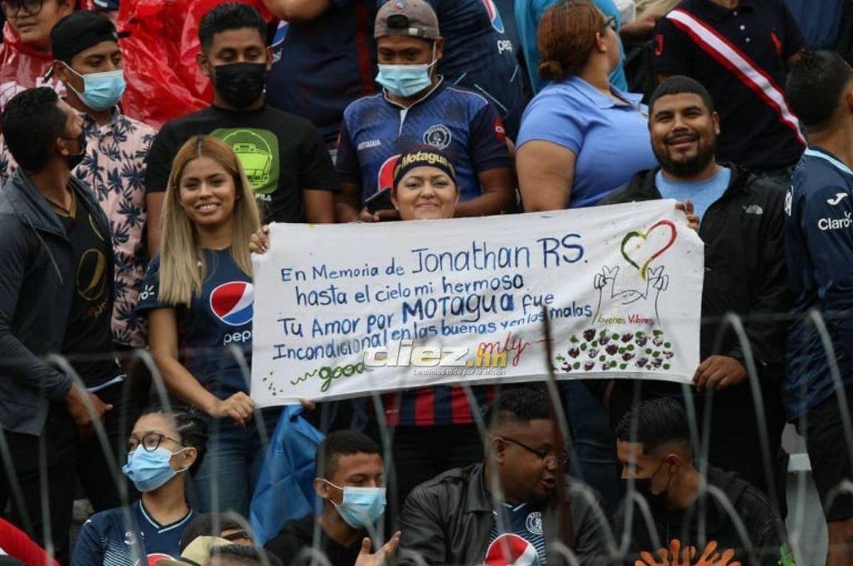 NO SE VIO EN TV: Los enfados de Héctor Vargas, dedicatoria de Moreira y el aficionado de la caguama en la fiesta de Motagua en la final