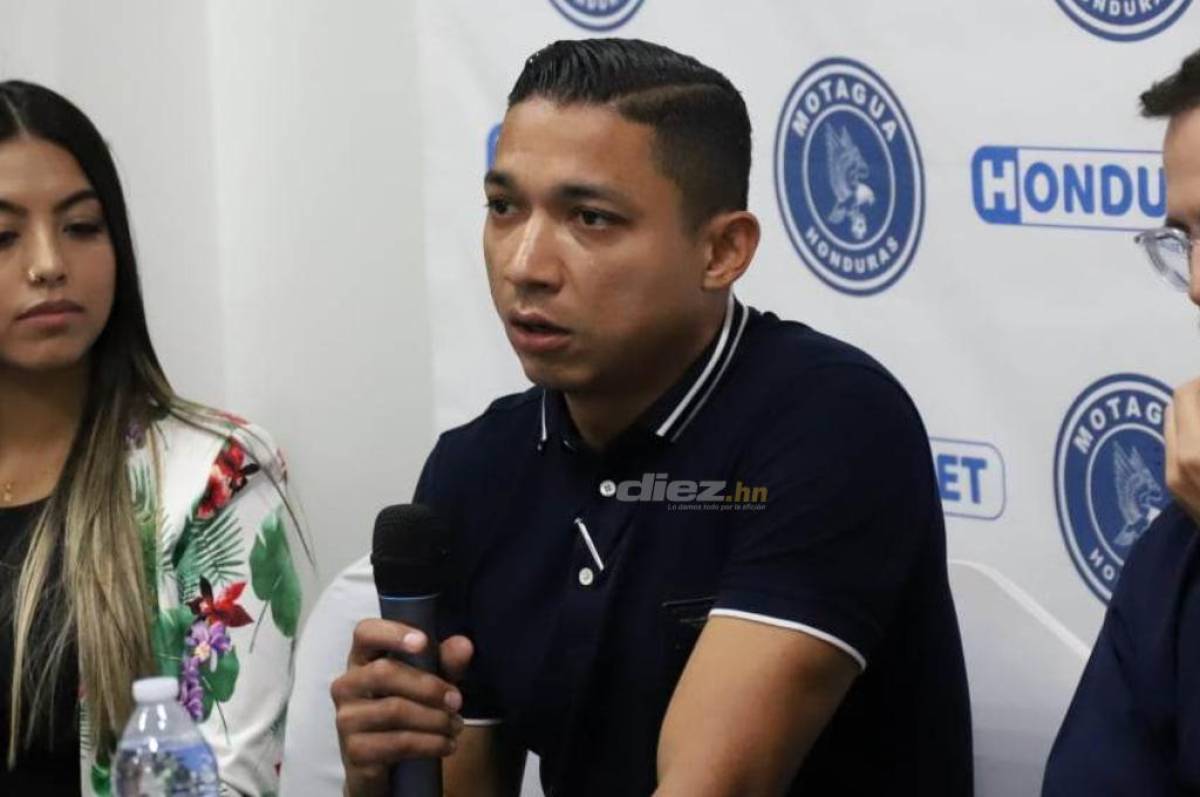 Emilio Izaguirre dio declaraciones en la firma de la alianza entre Motagua y Hondubet.com