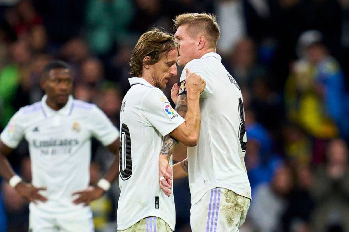 OFICIAL: Real Madrid anuncia su primera renovación para la temporada 2023-24; el tiempo que firmó y su salario