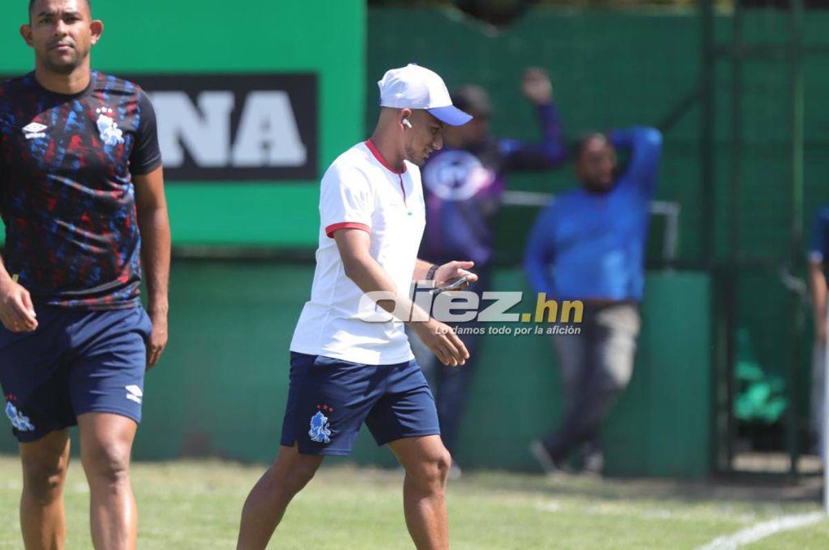El ambiente en el Yankel: Jugadores y aficionados pegados al celular por el Manchester City-Real Madrid