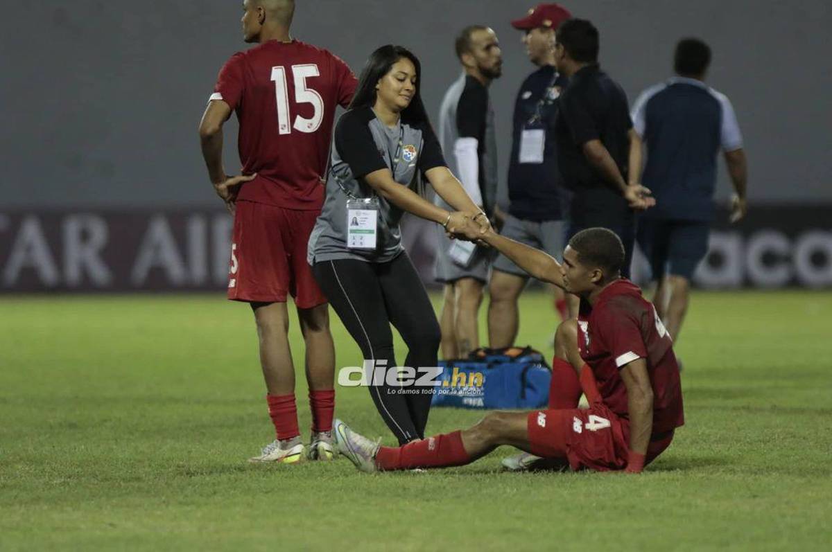 Qué dice la pancarta de las metas, así celebraron los mundialistas de Honduras en el camerino y las selfies de Odin Ramos e Isaac Castillo