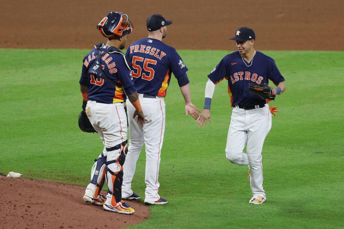 Mauricio Dubón hace historia: así fue su debut en la Serie Mundial en la victoria de los Astros sobre Phillies