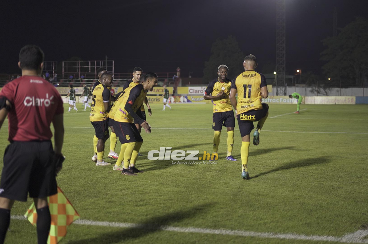 NO SE VIO EN TV: Cortan arito a jugador de Marathón con alicate, la bronca de Mayorquín y el coqueteo de Kevin Álvarez con la hermana de Getsel Montes