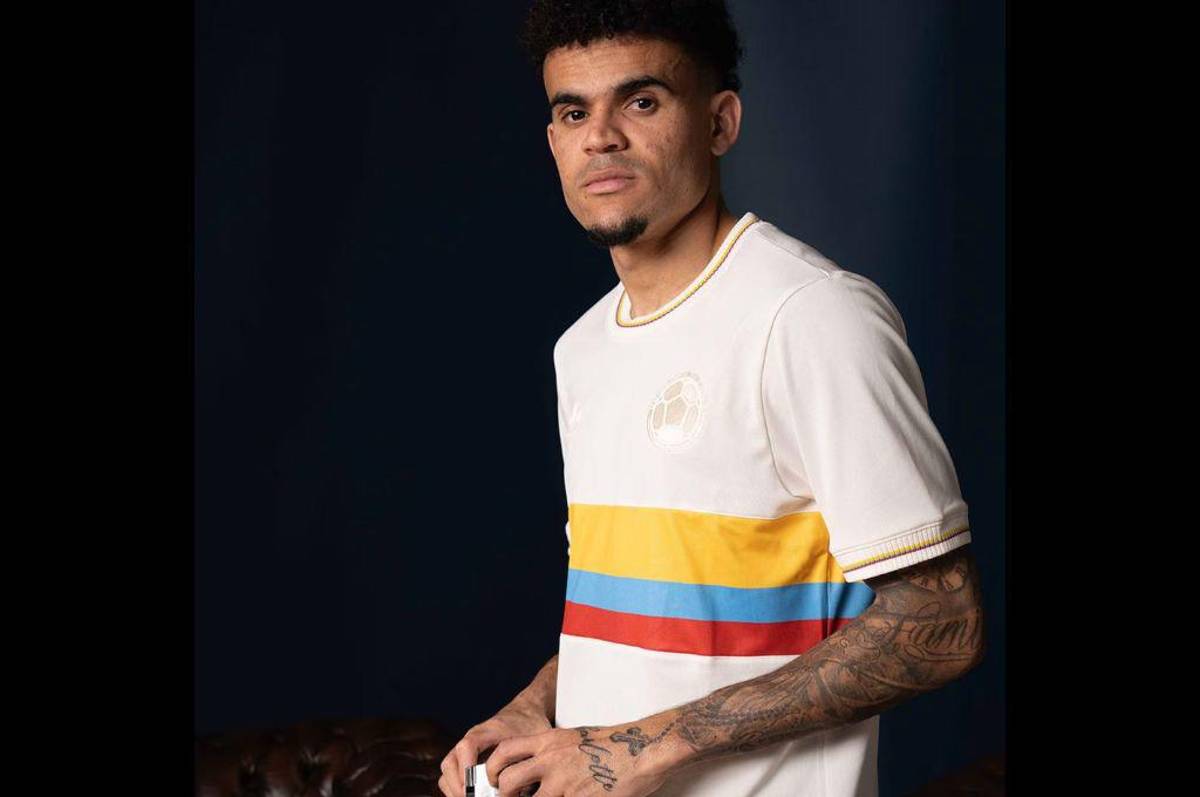 Colombia presentó oficialmente la nueva camiseta que estrenarán en las Eliminatorias Conmebol ¿Qué precio tiene?