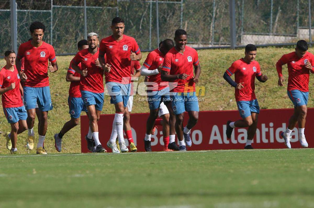 ¡Plagado de ausencias! El Olimpia de Pedro Troglio entrena diezmado previo al partido ante el Victoria