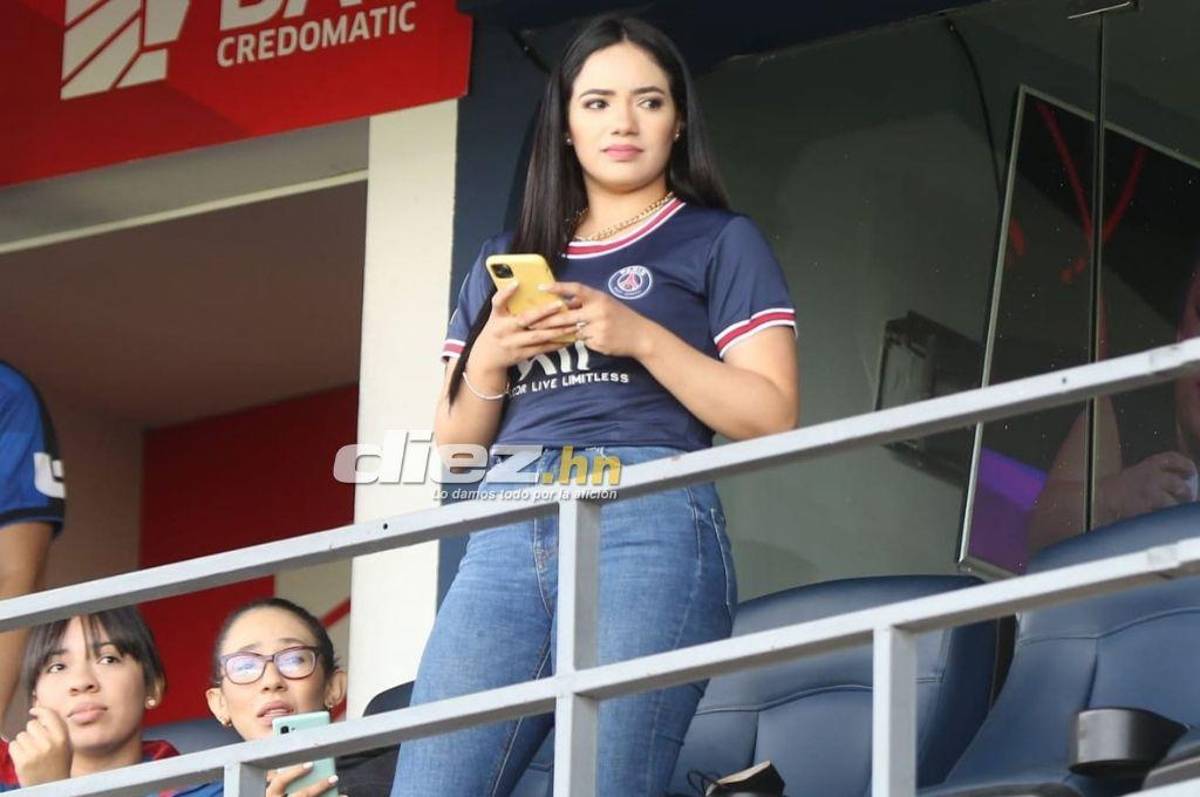 No lo viste en TV: Bellas mujeres, el festejo del Olimpia y los invitados de lujo en el palco