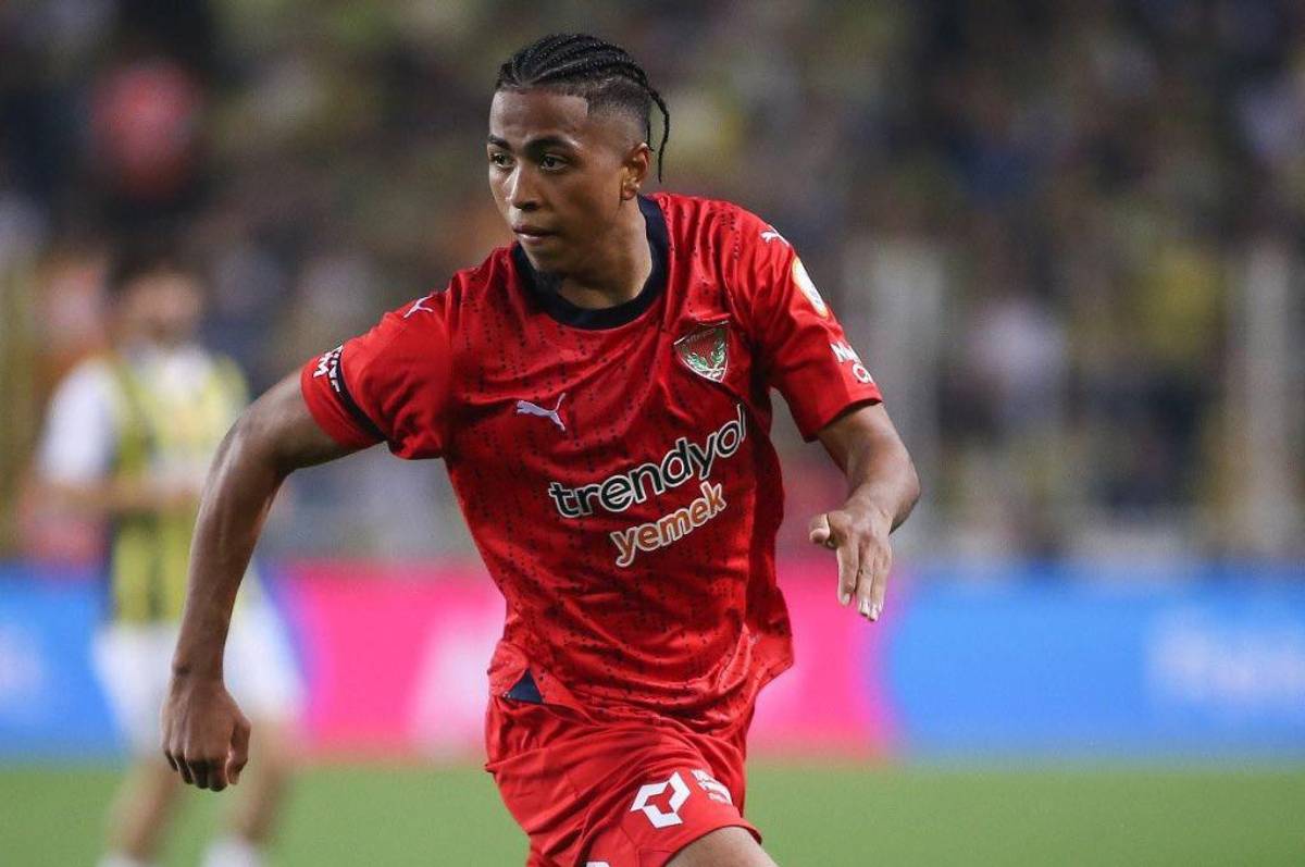 El hondureño Rigoberto Rivas podría volver al fútbol de Italia tras interés de dos equipos ¿A la Serie A?