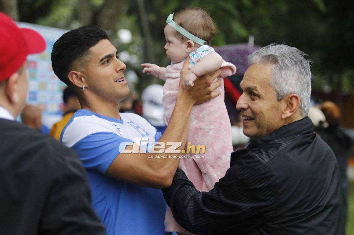 Así fue el entreno de Honduras tras el gane ante México: alegría total de Luis Palma y el jugador que trabajó en solitario