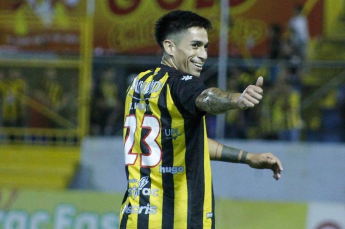 Juan Vieyra celebró ante Olancho FC su segundo gol del Clausura 2023. FOTO: Cortesía Faco Sports