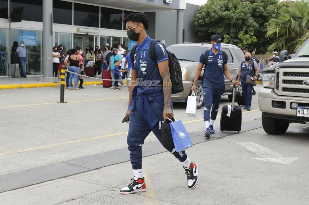 Foto del viernes cuando la Selección llegó a Honduras tras retornar de Panamá.
