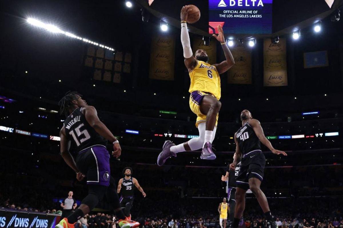 ¡Encendido! Lebron James tuvo un excelente partido para darle la victoria a los Lakers en la NBA