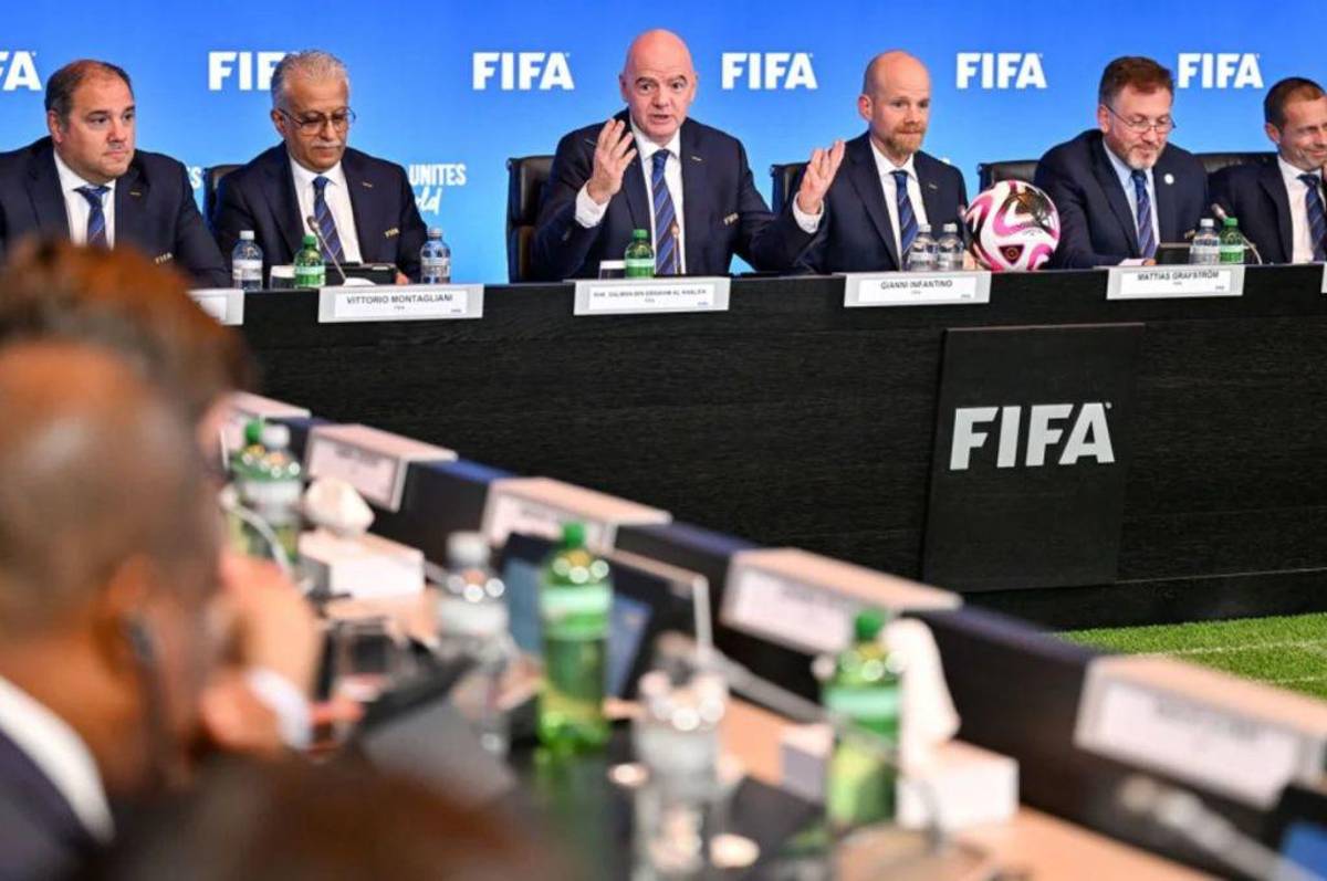 ¿Arruinan el fútbol con esta locura? La insólita petición que hizo la CONMEBOL para el Mundial 2030: Será por única vez