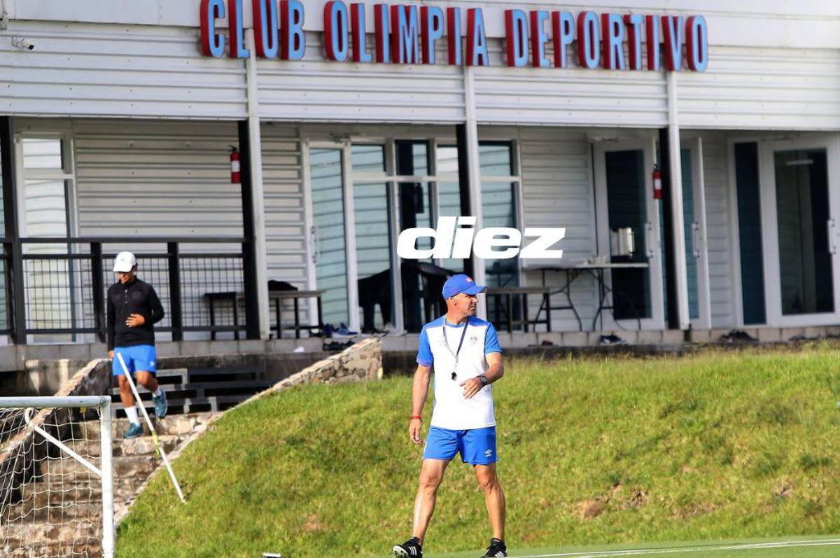 ¿Qué pasa con Araújo? Las imágenes del entreno del Olimpia; Elis activo y José Mendoza pendiente del futuro de Menjívar