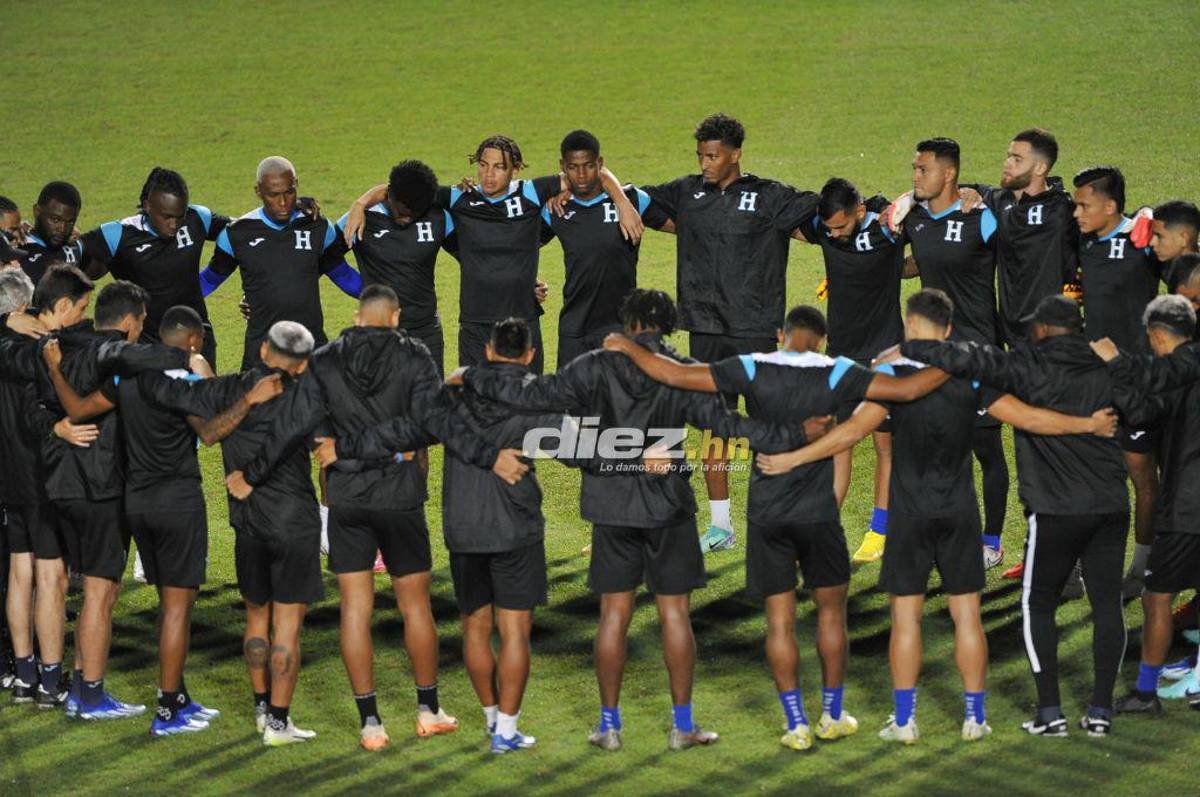 La charla de Rueda con Luis Palma y David Ruiz cambia de “look”: El último entrenamiento de Honduras de cara al choque con México