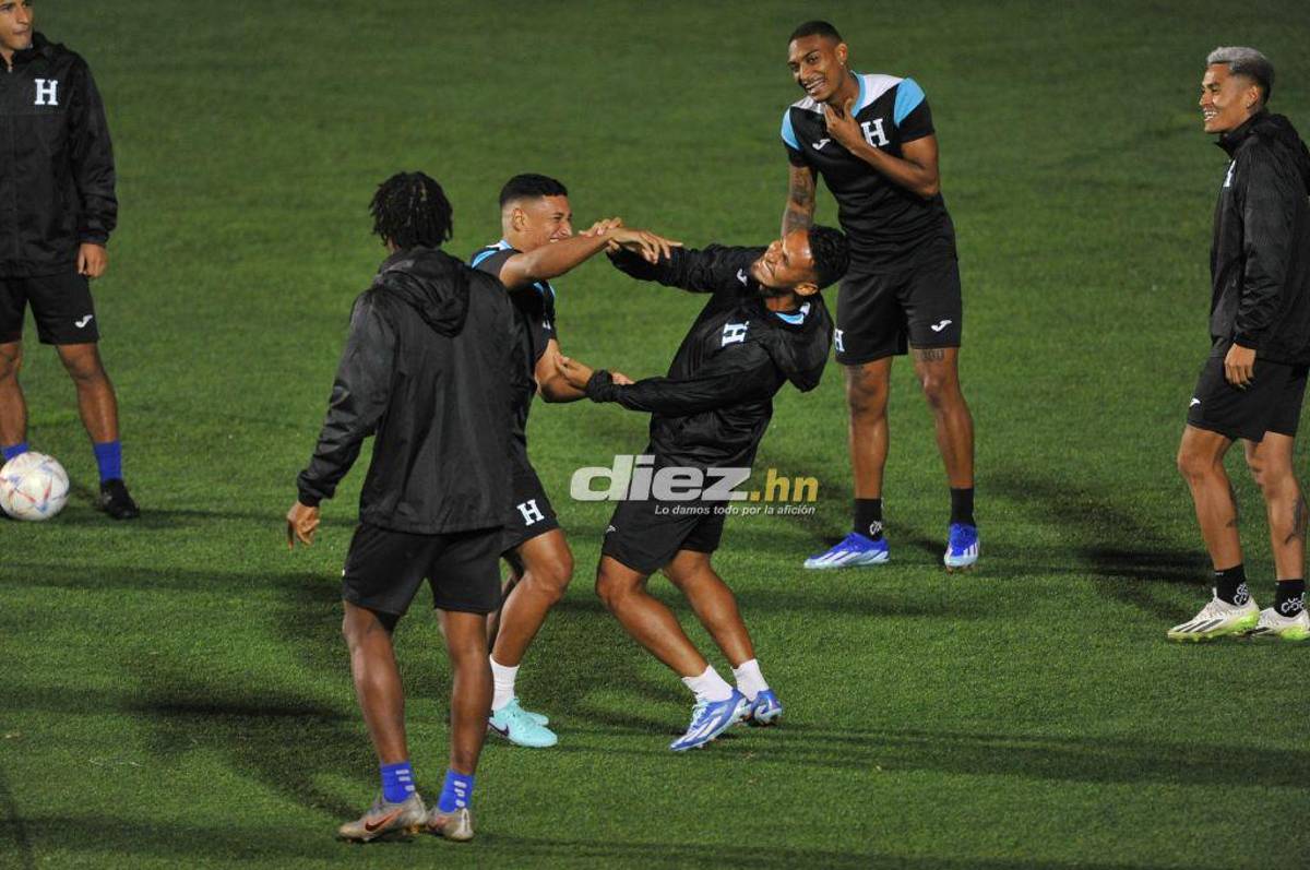 La charla de Rueda con Luis Palma y David Ruiz cambia de “look”: El último entrenamiento de Honduras de cara al choque con México