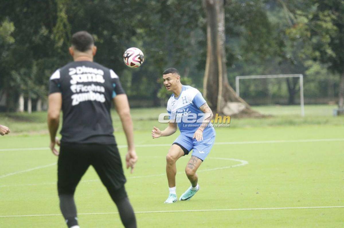 Así fue el entreno de Honduras tras el gane ante México: alegría total de Luis Palma y el jugador que trabajó en solitario