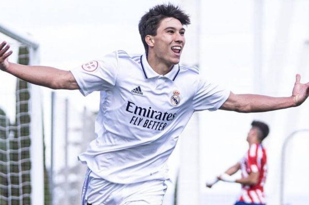 ¿Quién es Gonzalo García, el futbolista que sustituirá a Vinicius en el Real Madrid-Liverpool? Ha jugado hasta de lateral