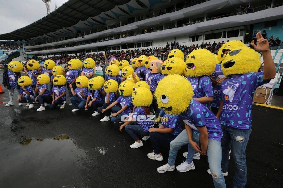 NO SE VIO EN TV: Los enfados de Héctor Vargas, dedicatoria de Moreira y el aficionado de la caguama en la fiesta de Motagua en la final