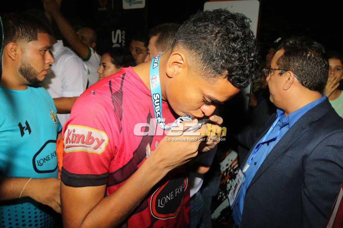 Así fue la eufórica celebración de Juticalpa FC tras conseguir el ascenso a la primera división y la tristeza del Lone FC