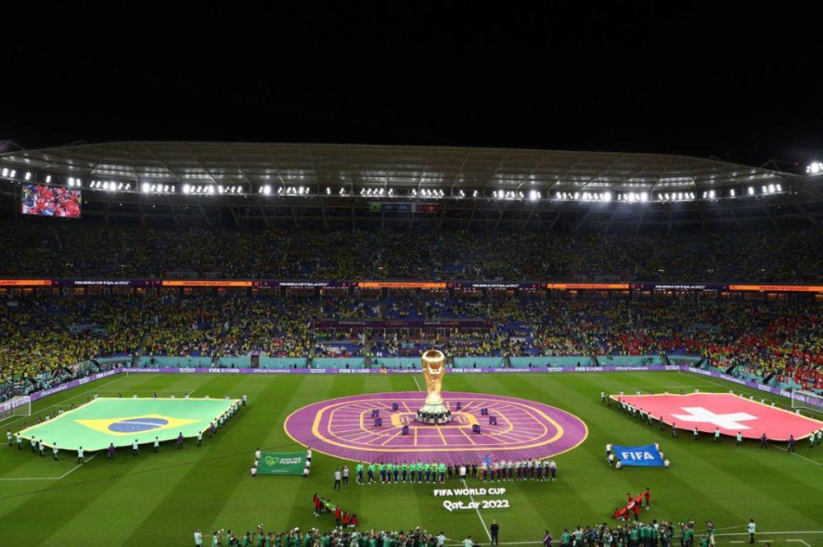 El doble de Neymar en las tribunas, el festejo soberbio de Casemiro y se fue la luz en el estadio 974, así se vivió el Brasil-Suiza