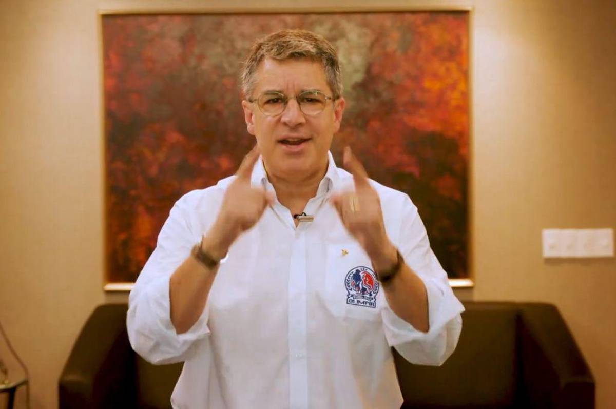 Fiesta Blanca: El banderazo de la Ultra Fiel, la actitud de los jugadores del Olimpia y el mensaje de Rafa Villeda para su afición