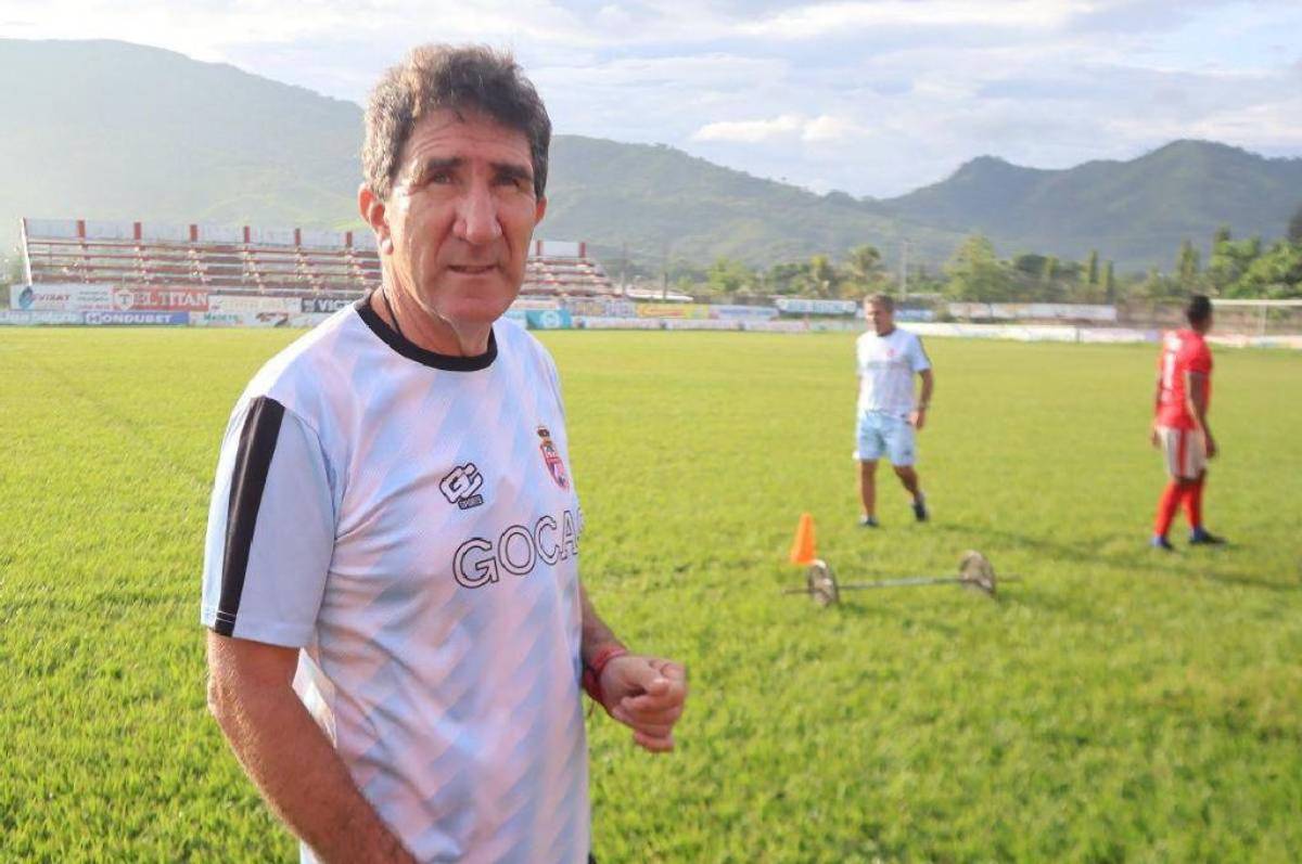 El entrenador argentino Héctor Vargas le ganó una demanda al club Zacapa del fútbol de Guatemala