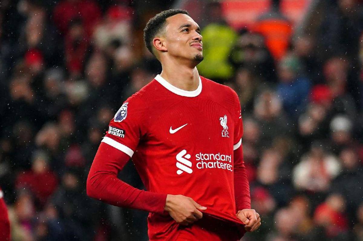 PSG y su rotunda postura con Mbappé, Piqué vuelve a las canchas, baja sensible en el Liverpool y Valverde revela su futuro