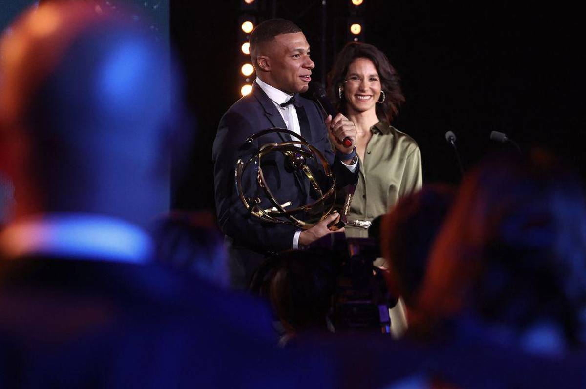 El premio que recibió a Mbappé antes de ‘irse’ al Real Madrid tras anunciar su adiós del PSG de Francia