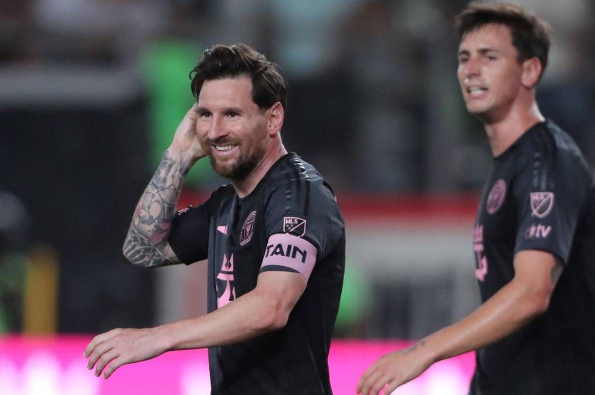 Se acabó el debate: La IA elige al mejor jugador de la historia entre Cristiano Ronaldo y Messi: “Es casi inigualable...”