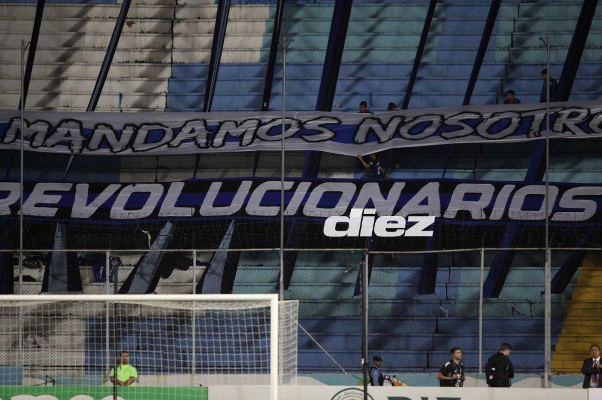 Polémica: Motagua y Cincinnati usarán sillas plásticas en banquillos improvisados para cumplir con Concacaf