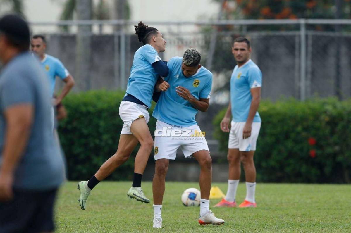 Visita especial, así fue captado Omar Rosas, ¿y quién es la fotógrafa?: El nuevo entrenamiento de Real España pensando en la final ante Motagua
