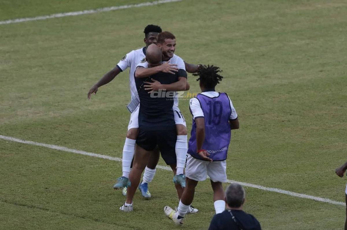 ¡Historia en el Olímpico! Entre lágrimas y júbilo, República Dominicana clasifica a su primer Mundial de fútbol