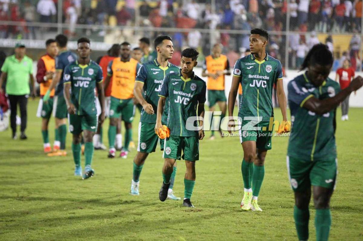 No se vio en TV: Las desgarradoras imágenes del portero panameño de Marathón y el festejo de Troglio con Rafa Villeda