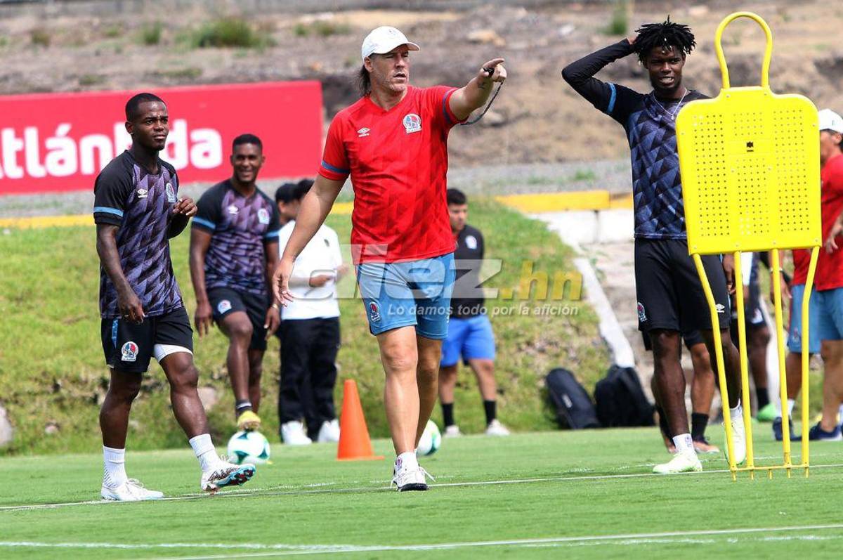 Visita de lujo, las órdenes de Pedro Troglio y las apuestas de Menjívar; así entrenó el Olimpia previo a la final ante Olancho