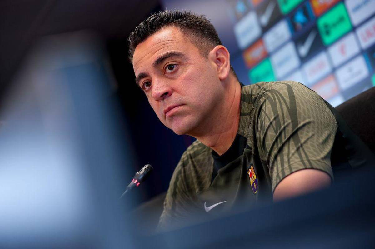 Tiene que volver al Barcelona, pero Xavi no contaría con él: “Decidiremos al final de la temporada”