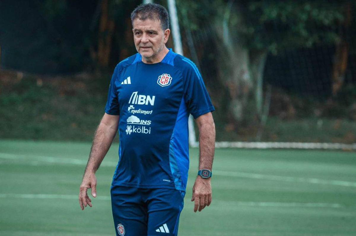 Costa Rica busca nuevo entrenador: el argentino Claudio Vivas no será renovado tras eliminación ante Panamá