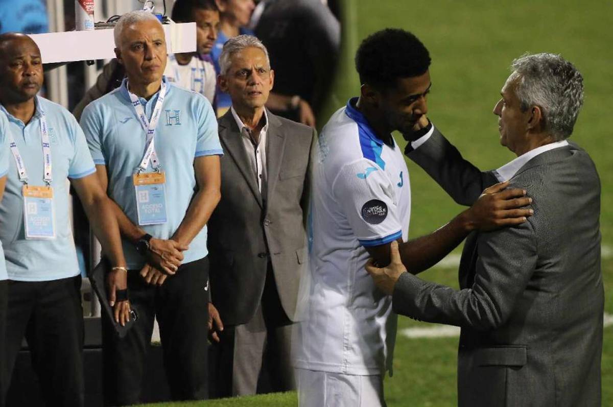 La apuesta de Alexis Mendoza en la Selección de Honduras y la gran diferencia que hay con el proceso anterior