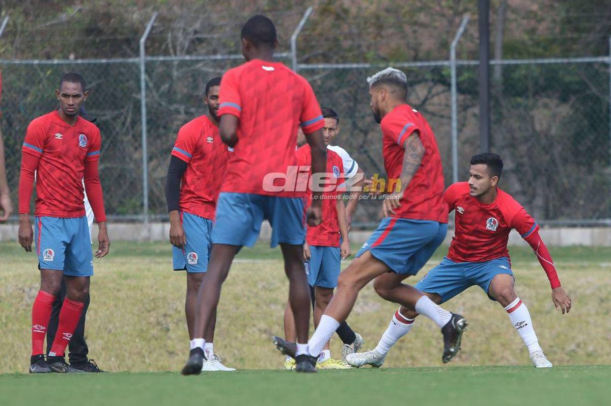 ¡Plagado de ausencias! El Olimpia de Pedro Troglio entrena diezmado previo al partido ante el Victoria
