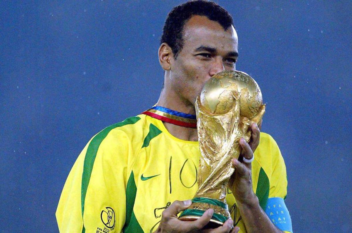 Tremendo dardo: El motivo por el que Cafú culpa a la Premier League de Inglaterra de la debacle de la selección de Brasil