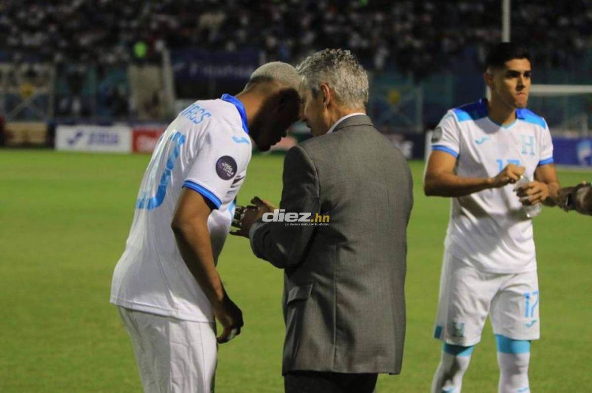 El gesto de Palma con David Suazo y Carlos Pavón; la reacción de Rueda a la chilena de Edwin y el detalle con Ruiz