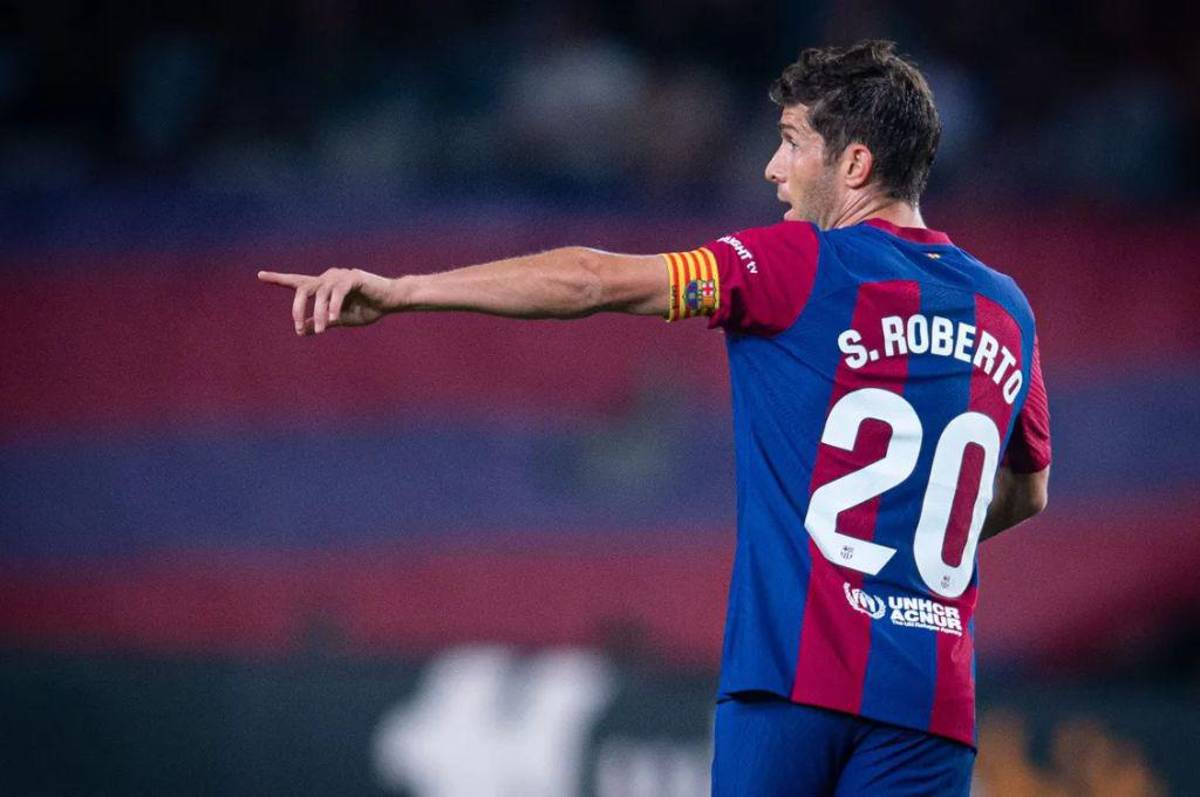 Alexander-Arnold al Madrid y Ancelotti vende delantero, las dos bajas del Barcelona y el bombazo del PSG por 60 millones