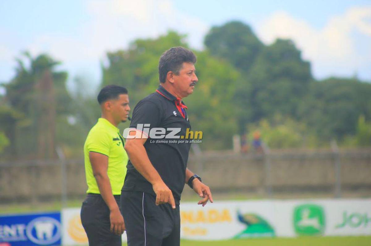 Mauro Reyes dispara: “No sé por qué los árbitros cuando hay un equipo grande siempre le dan una manito”